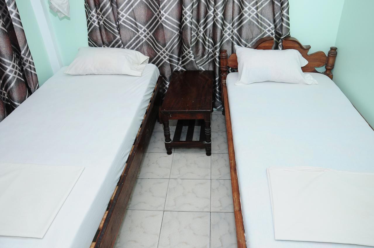Safari Inn Dar es Salaam Exteriör bild