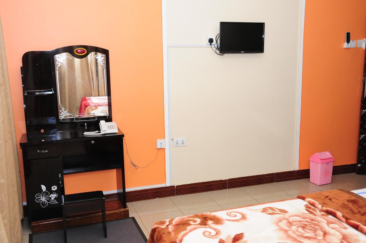 Safari Inn Dar es Salaam Exteriör bild