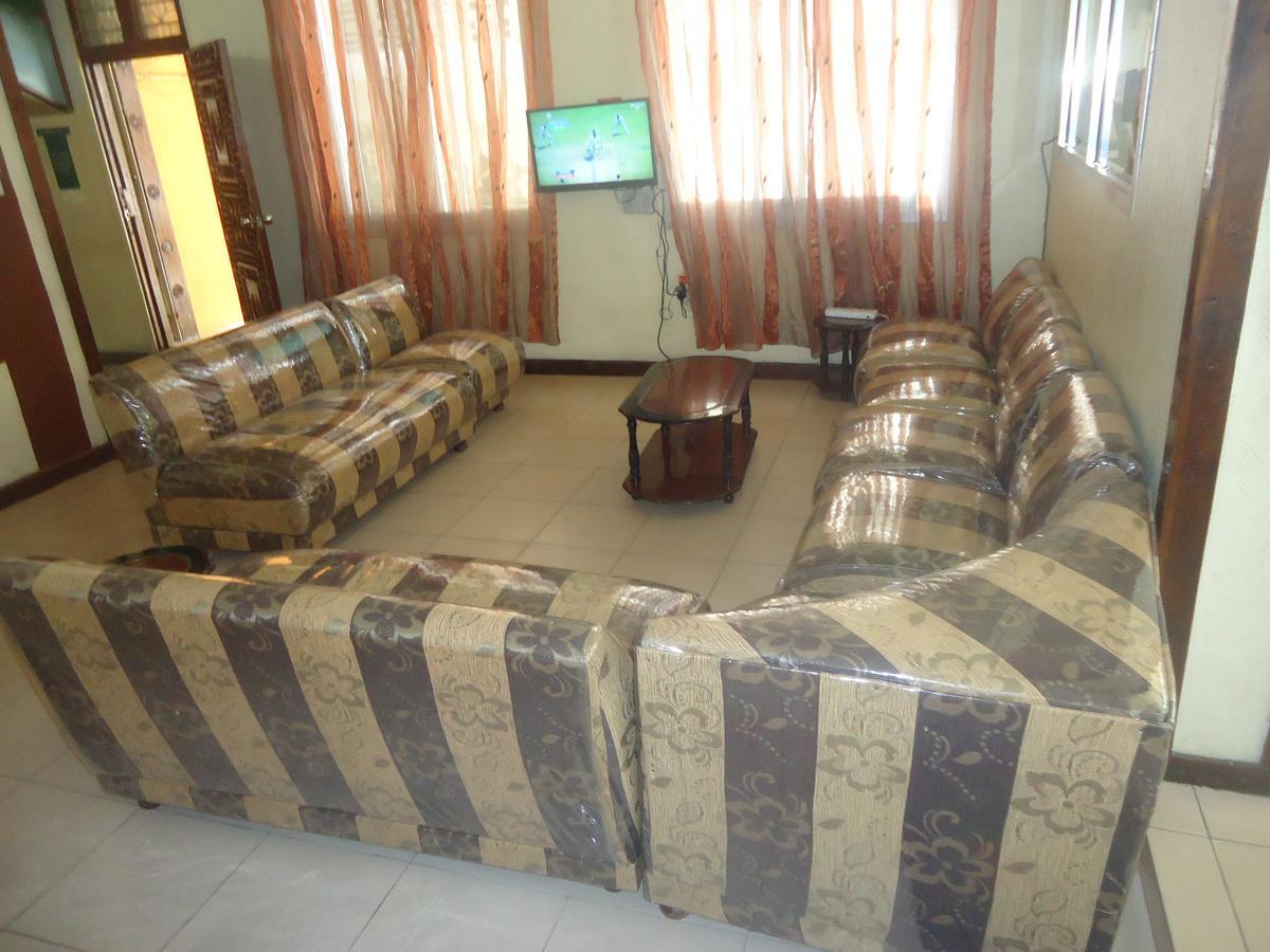 Safari Inn Dar es Salaam Exteriör bild