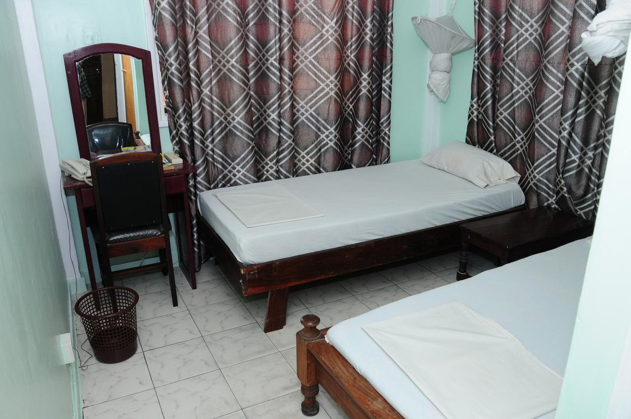 Safari Inn Dar es Salaam Exteriör bild